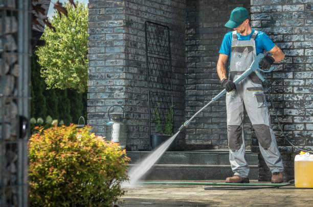 Best Pool Deck Cleaning  in Clinton, MD